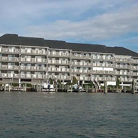 Harbour Island 305L Condo